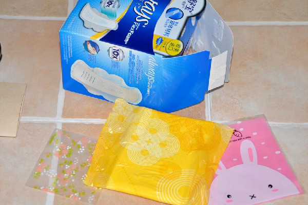 護舒寶液體衛(wèi)生巾有塑料味正常嗎 護舒寶液體衛(wèi)生巾吸的多嗎 護舒寶液體衛(wèi)生巾有塑料味正常嗎 護舒寶液體衛(wèi)生巾吸的多嗎