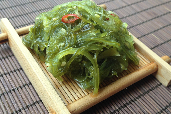 裙帶菜是高嘌呤食物嗎 裙帶菜痛風(fēng)的人可以吃嗎 裙帶菜是高嘌呤食物嗎 裙帶菜痛風(fēng)的人可以吃嗎