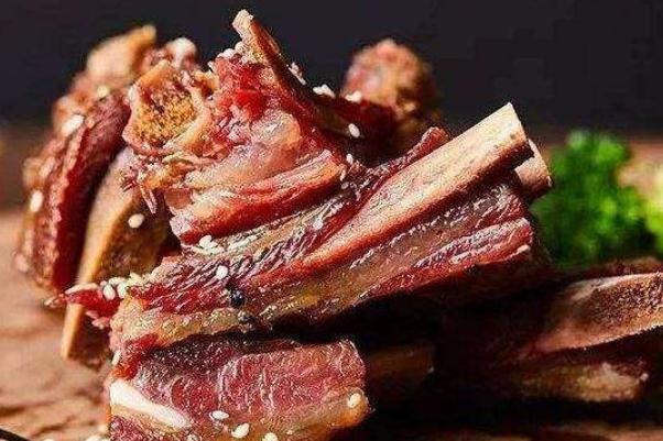 熏臘肉有毒嗎 熏臘肉有營(yíng)養(yǎng)嗎 熏臘肉有毒嗎 熏臘肉有營(yíng)養(yǎng)嗎