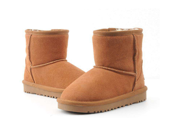 雪地靴對腳有危害嗎 雪地靴會(huì)不會(huì)滑 雪地靴對腳有危害嗎 雪地靴會(huì)不會(huì)滑