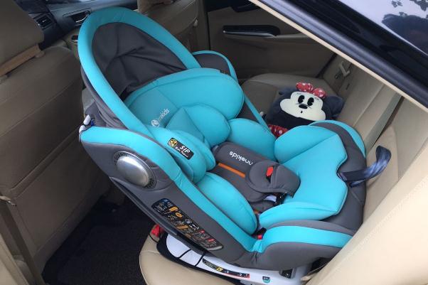 安全座椅的肩帶怎么調(diào)節(jié) 安全座椅的使用壽命 安全座椅的肩帶怎么調(diào)節(jié) 安全座椅的使用壽命