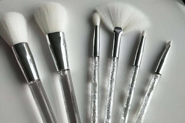 化妝刷對妝容影響大嗎 化妝刷在哪里買比較好 化妝刷對妝容影響大嗎 化妝刷在哪里買比較好