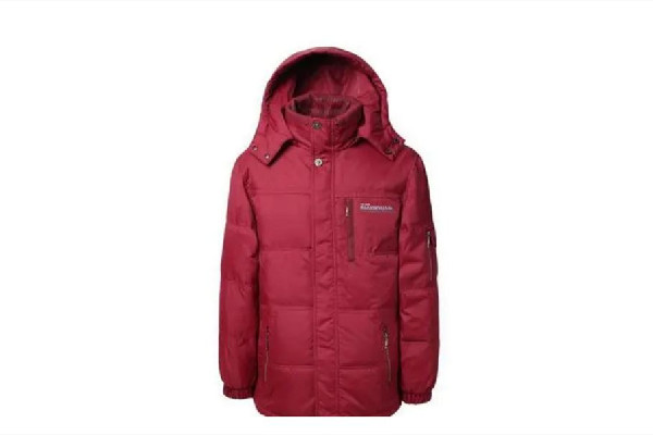 羽絨服洗完怎么恢復蓬松 羽絨服洗完可以曬太陽嗎 羽絨服洗完怎么恢復蓬松 羽絨服洗完可以曬太陽嗎