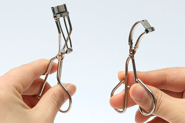 睫毛夾要買貴的嗎 睫毛夾能用多長時間 睫毛夾要買貴的嗎 睫毛夾能用多長時間