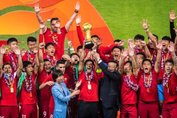 中超是什么比賽 山東泰山隊(duì)時(shí)隔11年再奪中超冠軍 中超是什么比賽 山東泰山隊(duì)時(shí)隔11年再奪中超冠軍