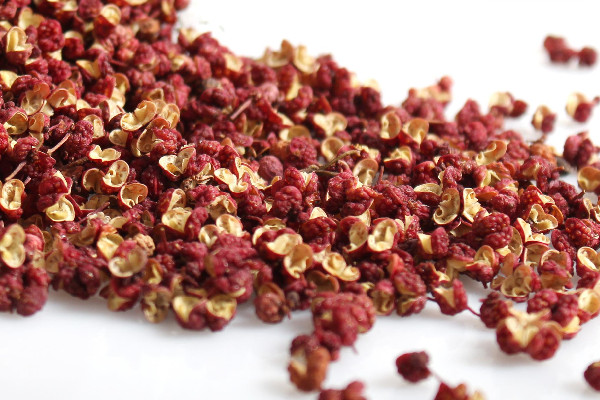 大紅袍花椒有刺還是無刺 大紅袍花椒有什么特點(diǎn) 大紅袍花椒有刺還是無刺 大紅袍花椒有什么特點(diǎn)