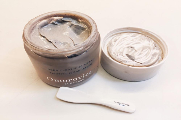 清潔面膜長痘痘可以用嗎 清潔面膜對閉口有效嗎 清潔面膜長痘痘可以用嗎 清潔面膜對閉口有效嗎