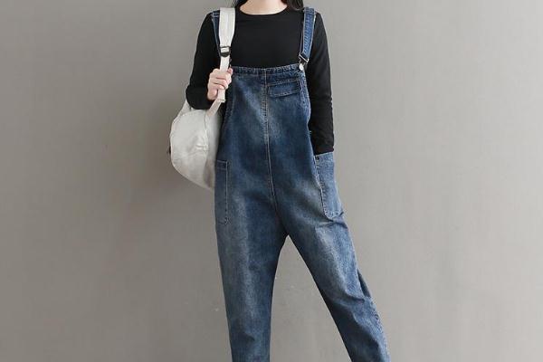 背帶褲適合什么年齡穿 背帶褲適合什么身材的人穿 背帶褲適合什么年齡穿 背帶褲適合什么身材的人穿