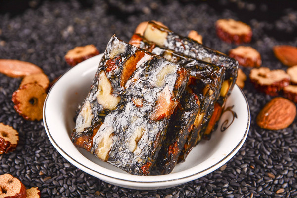 固本堂阿膠糕小孩子能吃嗎 固本堂阿膠糕高血壓病人能吃嗎 固本堂阿膠糕小孩子能吃嗎 固本堂阿膠糕高血壓病人能吃嗎