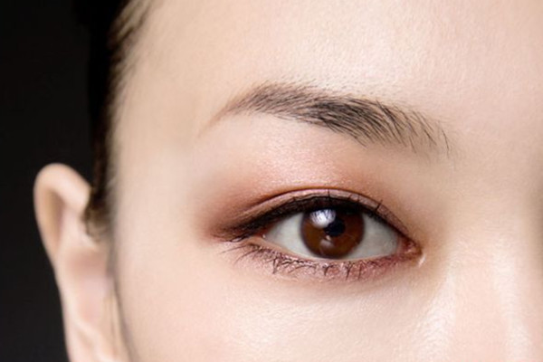 雙眼皮埋線是永久嗎 雙眼皮埋線是怎么弄的 雙眼皮埋線是永久嗎 雙眼皮埋線是怎么弄的