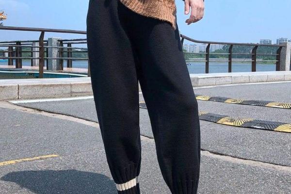 蘿卜褲穿什么鞋好看 蘿卜褲和哈倫褲的區(qū)別在哪 蘿卜褲穿什么鞋好看 蘿卜褲和哈倫褲的區(qū)別在哪