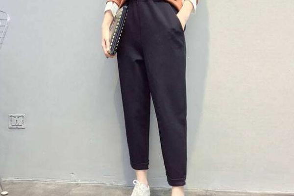 蘿卜褲要配什么衣服 蘿卜褲要配什么鞋 蘿卜褲要配什么衣服 蘿卜褲要配什么鞋