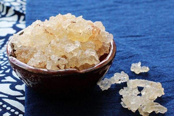 雪燕要煮多久才能吃 雪燕有保質期嗎 雪燕要煮多久才能吃 雪燕有保質期嗎