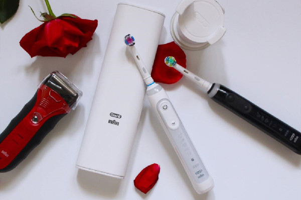 歐樂b電動牙刷可以水洗嗎 歐樂b電動牙刷怎么清洗 歐樂b電動牙刷可以水洗嗎 歐樂b電動牙刷怎么清洗