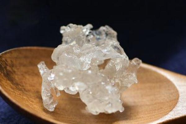 雪燕要煮多久才能吃 雪燕有保質期嗎 雪燕要煮多久才能吃 雪燕有保質期嗎