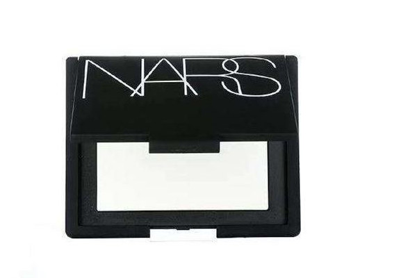 nars大白餅是定妝還是補(bǔ)妝 nars大白餅是散粉嗎