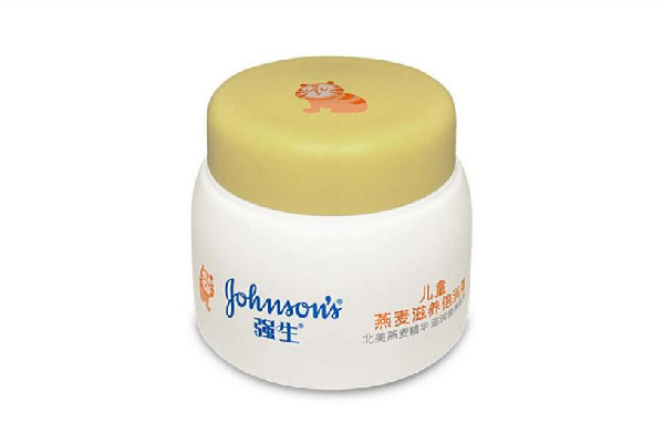 強(qiáng)生嬰兒潤膚霜大人可以擦臉嗎 強(qiáng)生嬰兒潤膚霜可以給新生兒用嗎