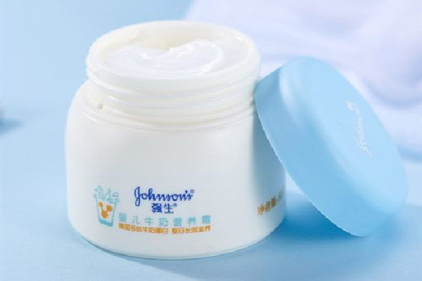 強(qiáng)生嬰兒潤膚霜安全嗎 強(qiáng)生嬰兒潤膚霜怎么樣 強(qiáng)生嬰兒潤膚霜安全嗎 強(qiáng)生嬰兒潤膚霜怎么樣