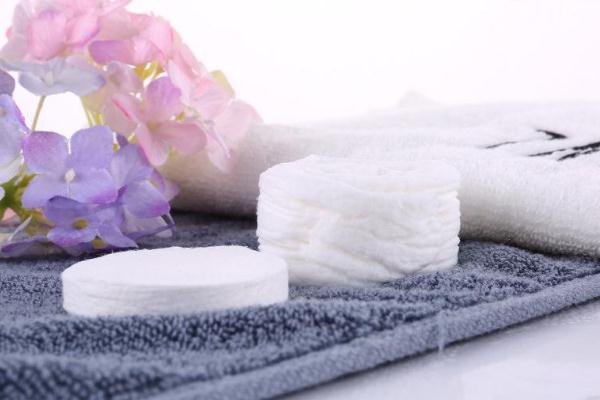 壓縮毛巾可以當(dāng)洗臉巾用嗎 毛巾發(fā)黃怎么洗又干凈又軟 壓縮毛巾可以當(dāng)洗臉巾用嗎 毛巾發(fā)黃怎么洗又干凈又軟