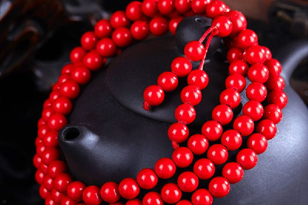 朱砂可以沾水嗎 朱砂佩戴時(shí)需要注意什么 朱砂可以沾水嗎 朱砂佩戴時(shí)需要注意什么