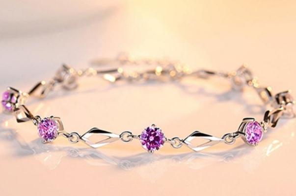 手鏈的寓意和象征 送人手鏈有什么寓意 手鏈的寓意和象征 送人手鏈有什么寓意