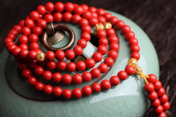 朱砂的作用和效果 朱砂可以長期佩戴嗎 朱砂的作用和效果 朱砂可以長期佩戴嗎