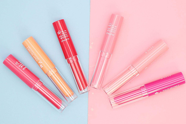 潤(rùn)唇膏可以睡前涂嗎 潤(rùn)唇膏涂著睡覺好嗎 潤(rùn)唇膏可以睡前涂嗎 潤(rùn)唇膏涂著睡覺好嗎