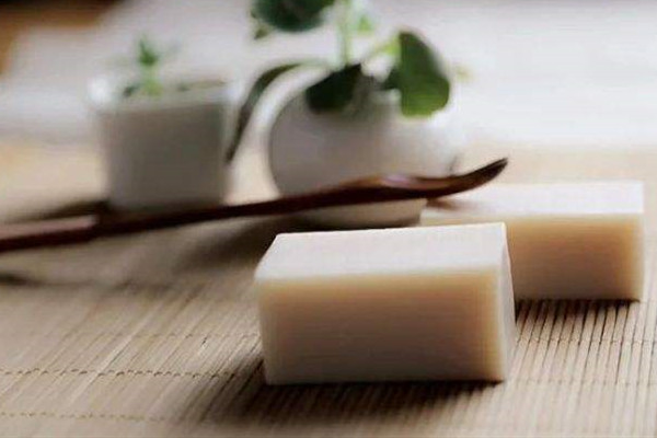 手工皂有裂紋什么原因 手工皂怎么保存 手工皂有裂紋什么原因 手工皂怎么保存