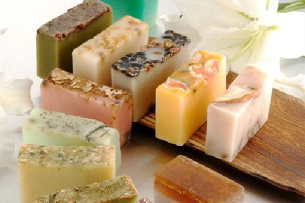 手工皂放的時(shí)間越久越好嗎 手工皂可以放冰箱保存嗎 手工皂放的時(shí)間越久越好嗎 手工皂可以放冰箱保存嗎