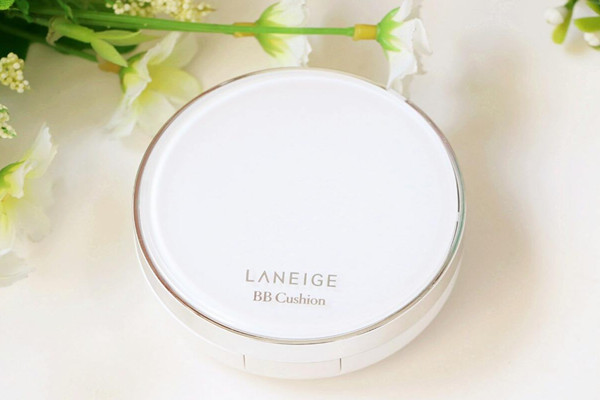 氣墊bb霜在哪一步使用 氣墊bb霜可以直接涂在臉上嗎 氣墊bb霜在哪一步使用 氣墊bb霜可以直接涂在臉上嗎