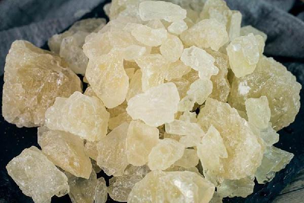 冰糖可以止咳化痰嗎 冰糖和什么治咳嗽最好 冰糖可以止咳化痰嗎 冰糖和什么治咳嗽最好