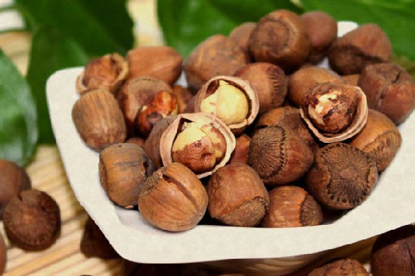 榛子的功效和作用 榛子適合小孩子吃嗎 榛子的功效和作用 榛子適合小孩子吃嗎