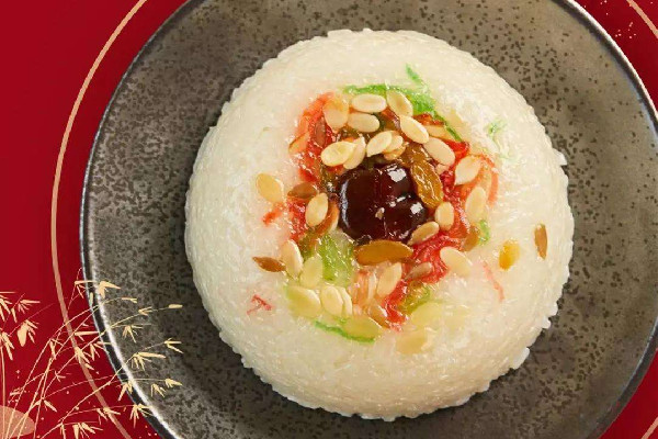 八寶飯是甜的還是咸的 八寶飯適合過年吃嗎 八寶飯是甜的還是咸的 八寶飯適合過年吃嗎