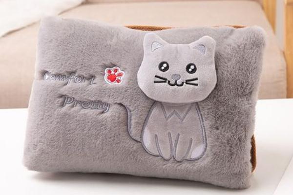 暖手寶的充電線通用嗎 暖手寶的水換成自來(lái)水可以嗎 暖手寶的充電線通用嗎 暖手寶的水換成自來(lái)水可以嗎