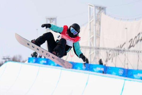 單板U型池蔡雪桐第4克洛伊金衛(wèi)冕 單板滑雪的基本姿勢 單板U型池蔡雪桐第4克洛伊金衛(wèi)冕 單板滑雪的基本姿勢