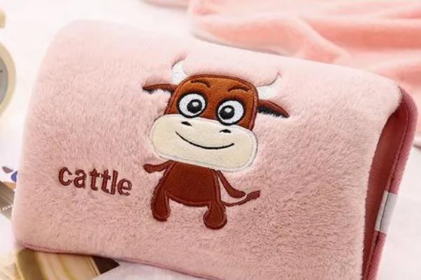 暖手寶要充電多長時間 暖手寶要加水嗎 暖手寶要充電多長時間 暖手寶要加水嗎