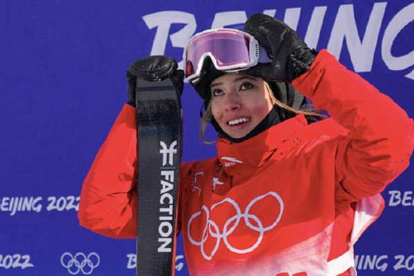 谷愛凌第三跳86.23分獲得銀牌 滑雪會不會曬黑 谷愛凌第三跳86.23分獲得銀牌 滑雪會不會曬黑