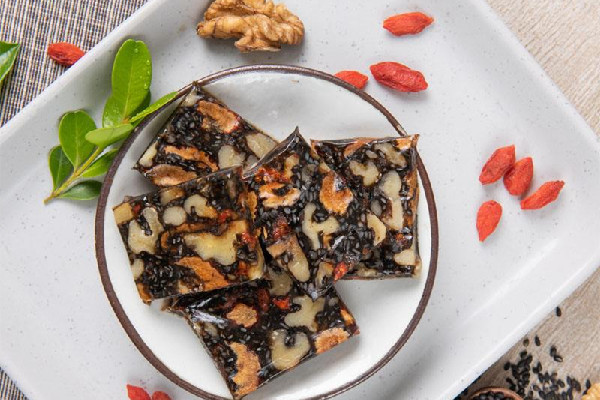 固元膏要熬多長(zhǎng)時(shí)間 固元膏要加水嗎 固元膏要熬多長(zhǎng)時(shí)間 固元膏要加水嗎