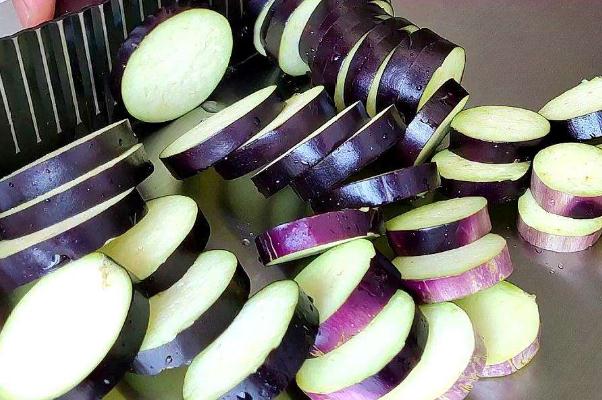 茄子對胃有好處嗎 茄子對眼睛有害嗎 茄子對胃有好處嗎 茄子對眼睛有害嗎