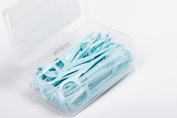 牙線會(huì)導(dǎo)致牙縫變大嗎 牙線會(huì)導(dǎo)致牙齒松動(dòng)嗎 牙線會(huì)導(dǎo)致牙縫變大嗎 牙線會(huì)導(dǎo)致牙齒松動(dòng)嗎