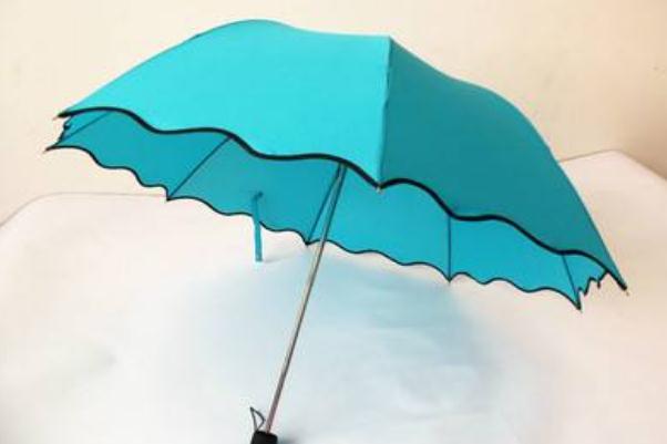 太陽傘要買淺色還是深色 太陽傘要怎么選 太陽傘要買淺色還是深色 太陽傘要怎么選