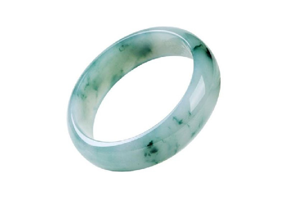 玉鐲子怎么選圈口 玉鐲子圈口小了怎么辦 玉鐲子怎么選圈口 玉鐲子圈口小了怎么辦