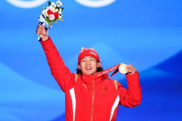 冬奧冠軍集體給蘇翊鳴唱生日歌 運動員參加奧運會需要交錢嗎 冬奧冠軍集體給蘇翊鳴唱生日歌 運動員參加奧運會需要交錢嗎