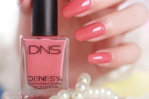 水性指甲油如何持久 水性指甲油多久能干 水性指甲油如何持久 水性指甲油多久能干