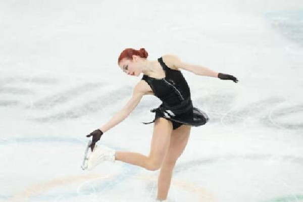 特魯索娃五個四周跳嗨翻賽場 四周跳的難度 特魯索娃五個四周跳嗨翻賽場 四周跳的難度