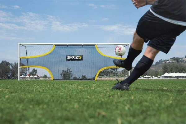 女足隔離期間仍堅持訓(xùn)練 足球訓(xùn)練項目有哪些 女足隔離期間仍堅持訓(xùn)練 足球訓(xùn)練項目有哪些