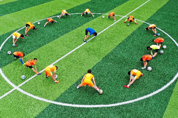 女足隔離期間仍堅持訓(xùn)練 足球訓(xùn)練項目有哪些 女足隔離期間仍堅持訓(xùn)練 足球訓(xùn)練項目有哪些