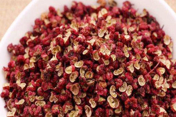 花椒能用來(lái)泡腳嗎 花椒泡腳一次泡多長(zhǎng)時(shí)間 花椒能用來(lái)泡腳嗎 花椒泡腳一次泡多長(zhǎng)時(shí)間