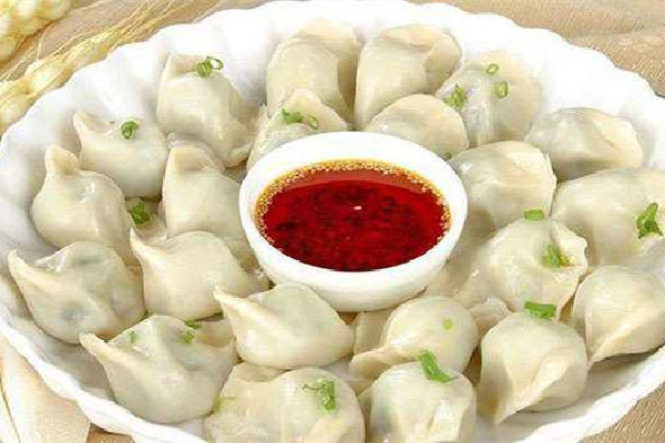 龍?zhí)ь^要吃餃子嗎 龍?zhí)ь^吃餃子還是面條 龍?zhí)ь^要吃餃子嗎 龍?zhí)ь^吃餃子還是面條