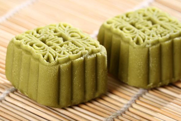 綠豆糕一天吃多少為宜 綠豆糕吃多了會怎么樣 綠豆糕一天吃多少為宜 綠豆糕吃多了會怎么樣